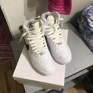 Air Force 1s Supreme